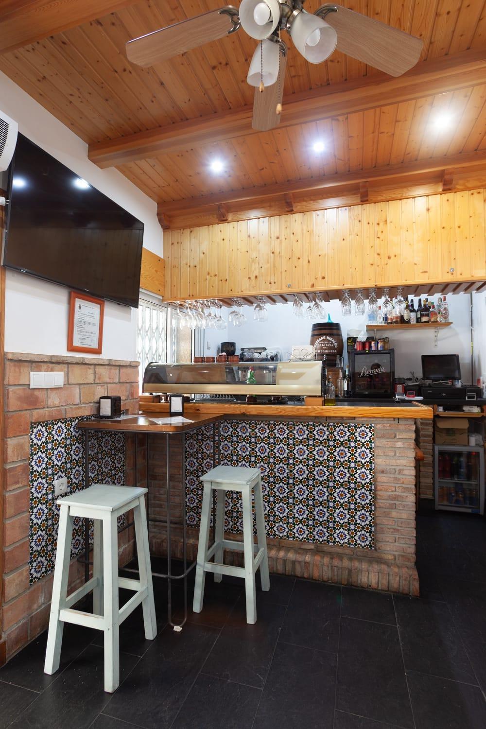 Hostal Restaurante La Giralda ロタ エクステリア 写真